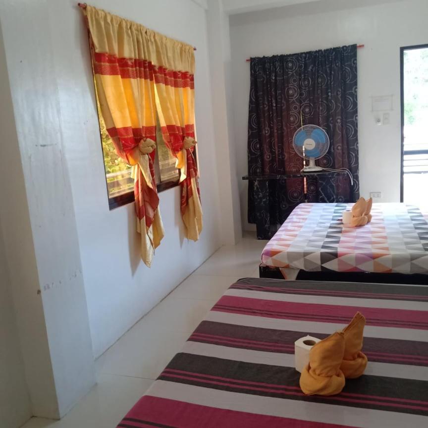 Chelle'S Apartelle-Inn El Nido Buitenkant foto