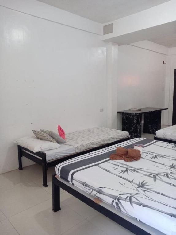 Chelle'S Apartelle-Inn El Nido Buitenkant foto